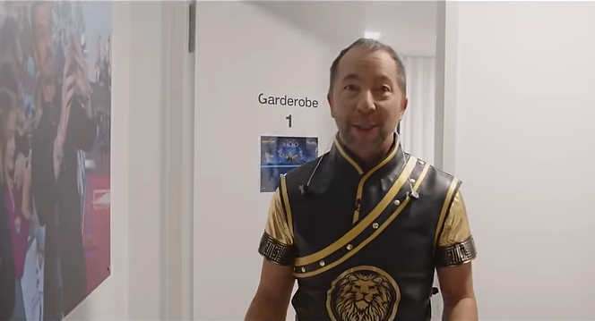 DJ BOBO wystąpi dzisiaj w Sylwestrze z Dwójką.